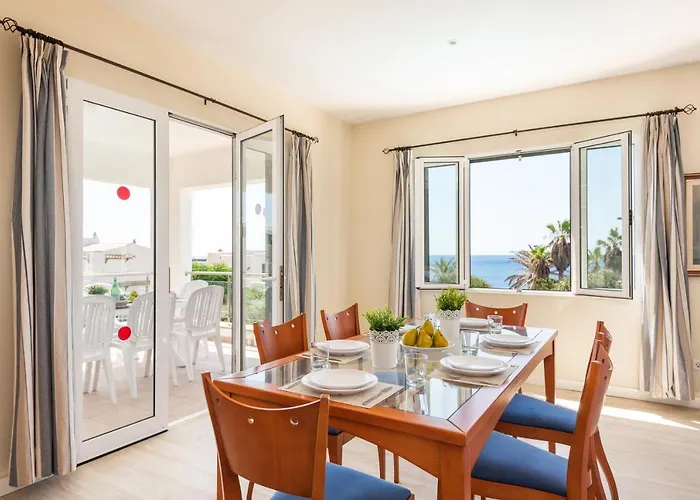 Juaneda סיוטאדלה